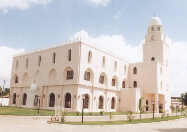 Hotels and Home Stays near Magore Street, Dar Es Salaam. Book Now for Hakimi Masjid