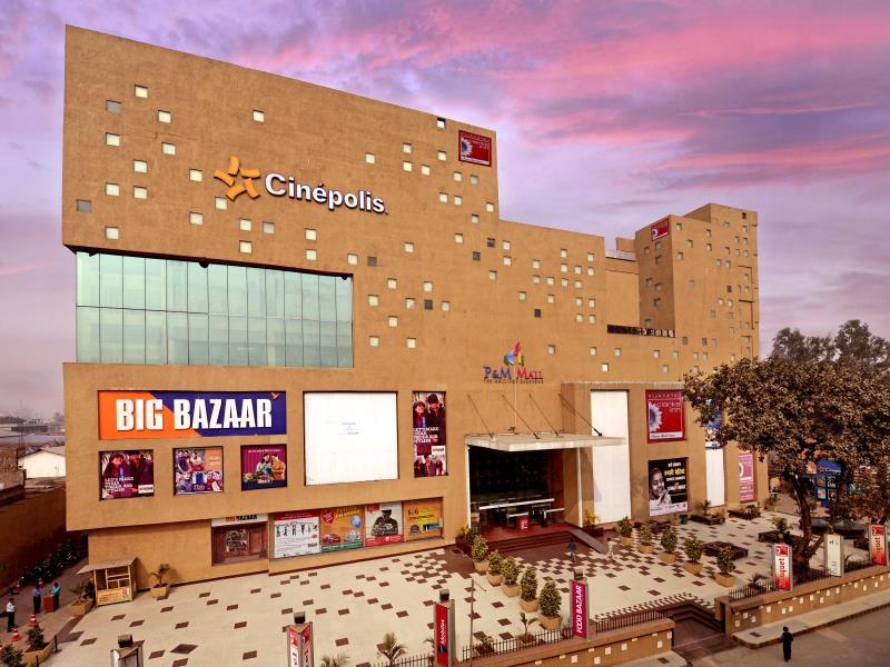 408465 15102314310037120594 Hotels and Home stays near Patna Railway Station, Patna. Book your Stay now