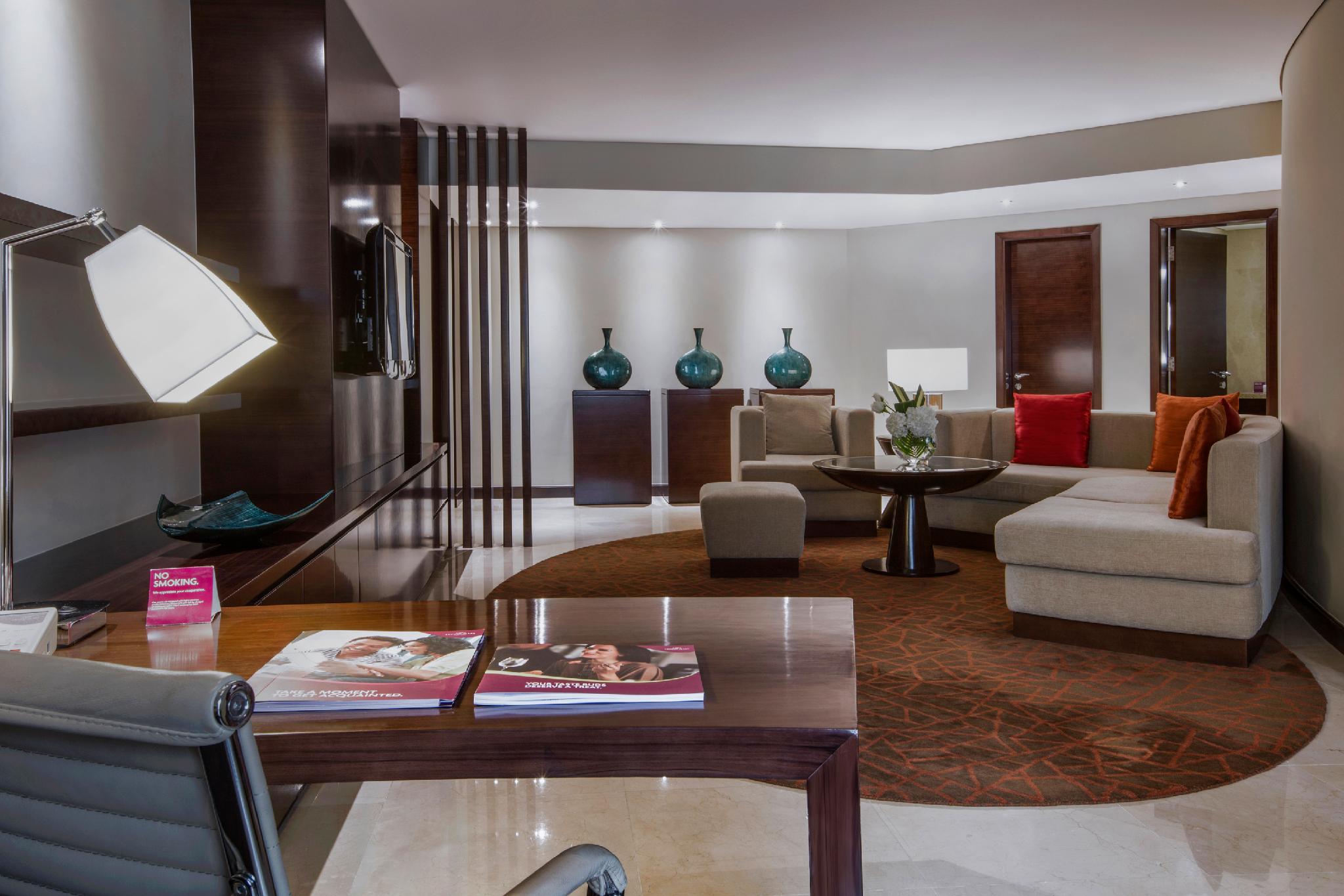 Hotels  near Dubai International Convention and Exhibition Centre, Dubai. Book your Stay now