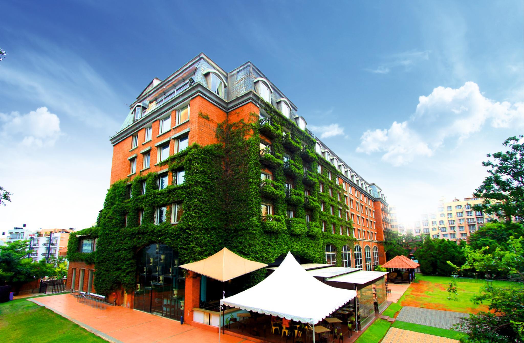 Hotels and Home stays near Bangalore High Court, Bangalore. Book your Stay now
