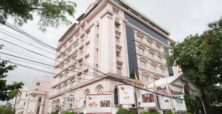 Hotels and Home stays near BKR Convention Centre, Chennai. Book your Stay now