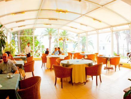 Hotels and Home stays near Mohammed VI Convention Centre, Skhirat. Book your Stay now